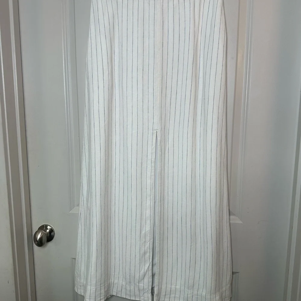 Abercrombie & Fitch Linen Blend Column Pinstripe Maxi Front Slit Skirt, Medium